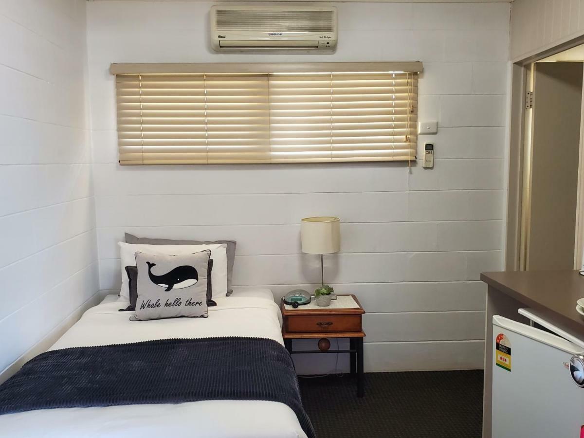 Windsor Hotel Motel Dalby Ngoại thất bức ảnh